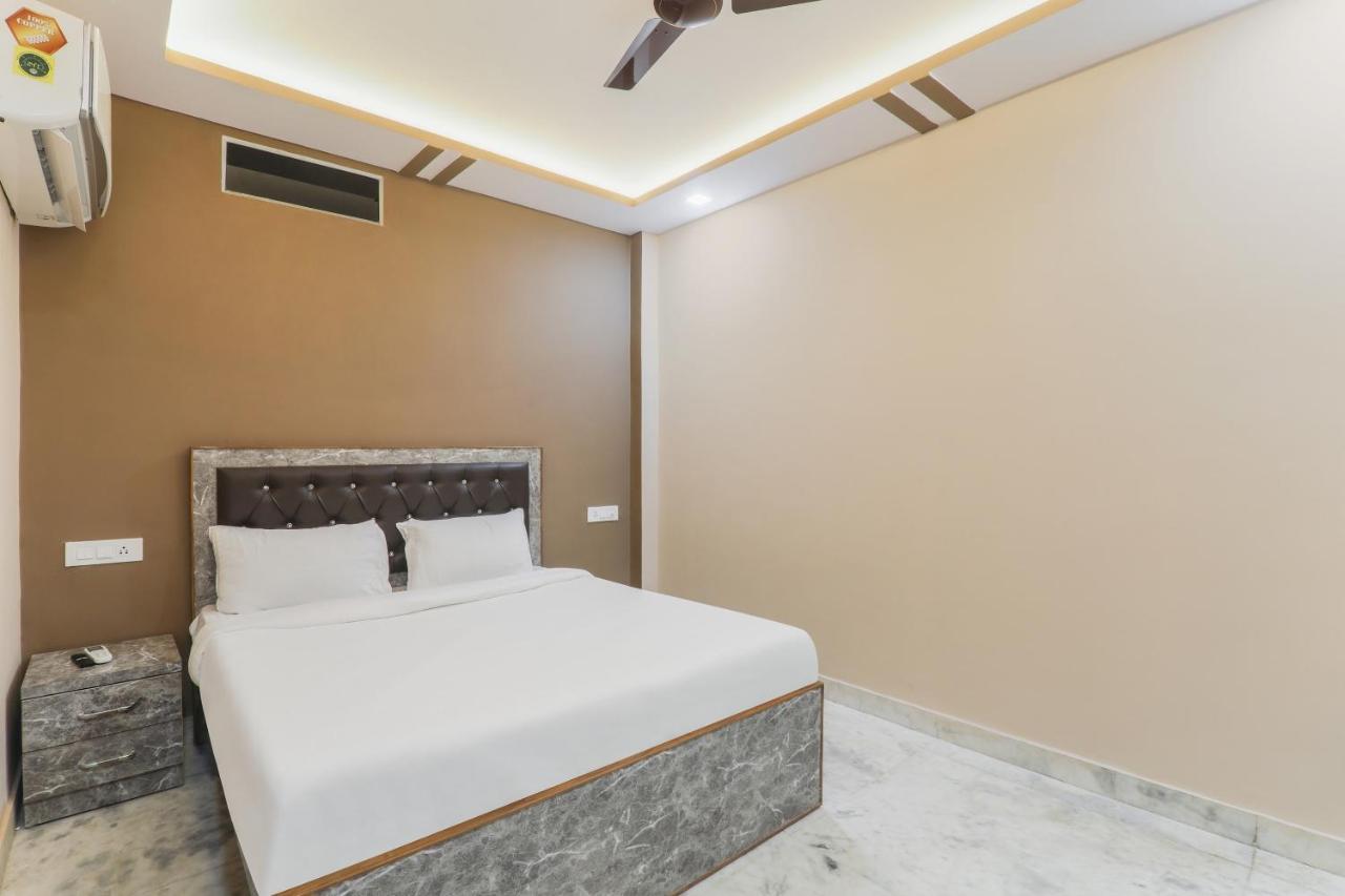 Oyo Tripureswari Guest House Puri Bagian luar foto