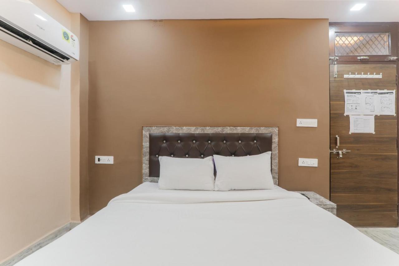 Oyo Tripureswari Guest House Puri Bagian luar foto