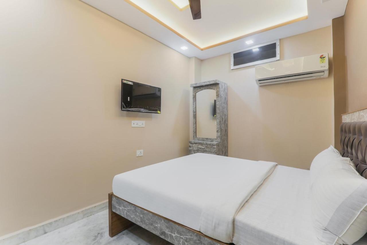 Oyo Tripureswari Guest House Puri Bagian luar foto
